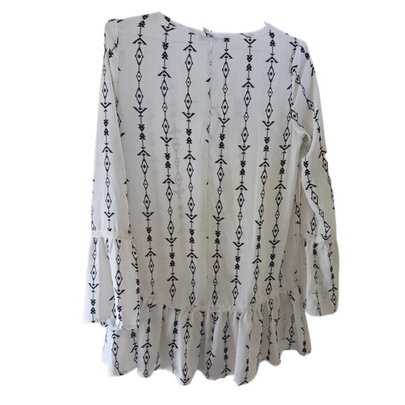 Chloe K White with Black Aztec Print Long Sleeve Boho Style Blouse - Picture 3 of 4